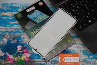 Tvrdené sklo Mocolo 3D,5D,UV pre Xiaomi, Redmi a Poco - 8