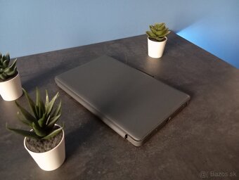 Lenovo Tab P11 (2nd Gen) – 4GB RAM / 128GB + obal s klávesni - 8