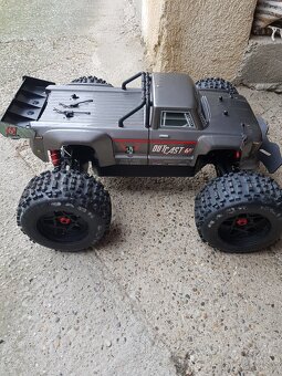 ARRMA fazon blx 6s - 8