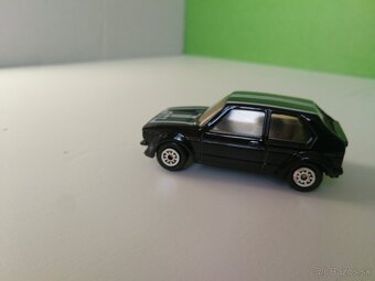 Maisto VW Golf GTI - 8