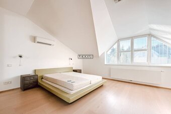 | 5 izbový Rodinný dom so záhradou na Kolibe - 8