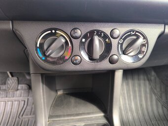 Suzuki Swift - 8