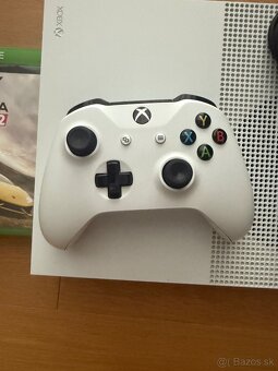 XBOX One S 1 TB - 8