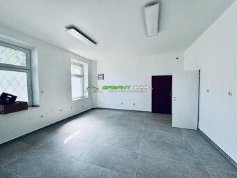 Prenájom obchodný priestor 110 m2, Masarykova ul. - 8