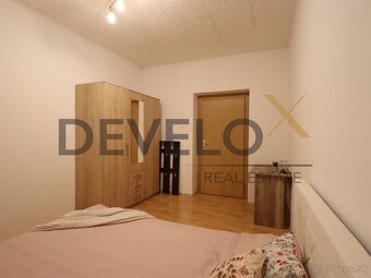 Na predaj priestranný 2 - izb. byt v Bratislave - Nové Mesto - 8