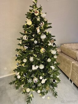 Vianočný stromček 3D , vzhľad smrek exkluzívny - 8