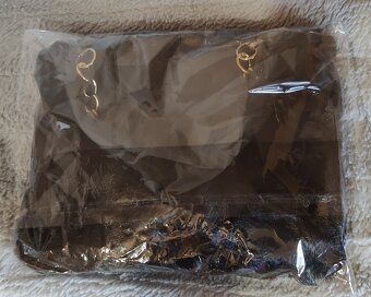 čierna plyšová kabelka - 8