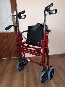 Rolátor a invalidný vozík v jednom - 8
