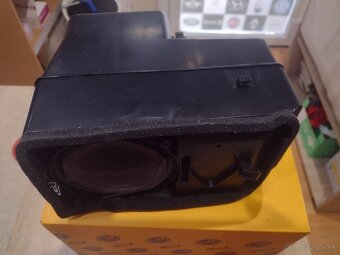 Predám kompletne zadné repro z vozidla BMW e36 - 8