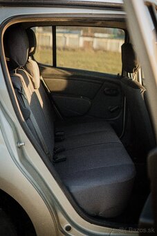Dacia Sandero 2008 manuál - 8