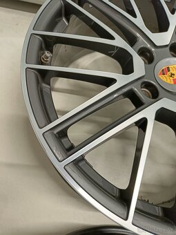Porsche 911 992 Targa, Carrera,Turbo disky R20 / R21 - 8