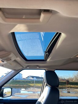Land Rover Discovery 4 - 8
