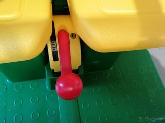 Elektrické autíčko Peg Perego John Deere - 8