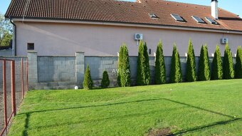 NA PREDAJ: 2 izbový rodinný dom s pekným pozemkom 1523m2 - J - 8
