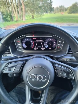 AUDI A1 - 8