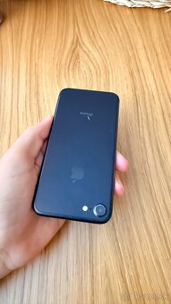 Apple iPhone 7, 128 GB - 8