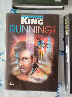 10 x Stephen King - 8