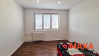 TROJIZBOVÝ BYT SÍDLISKO ŽABNÍK PRIEVIDZA - 8