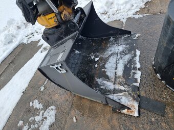 JCB 35Z s naklápěcím rotátorem Engcon, centr.mazání, A/C - 8