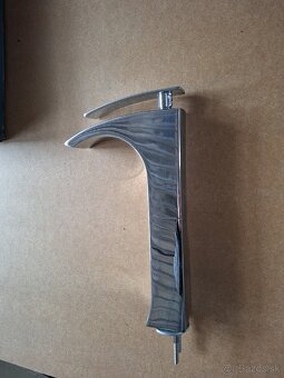 Vysoká vodovodná batéria - 8