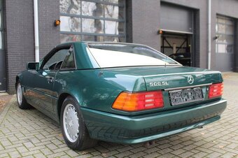 Mercedes-Benz SL 500 V8 Hardtop z roku 1989 - 8