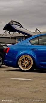 Škoda octavia 3 RS / AirRide - 8