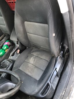 Rozpredam škoda Octavia scout 2.0 TDi 4x4 - 8