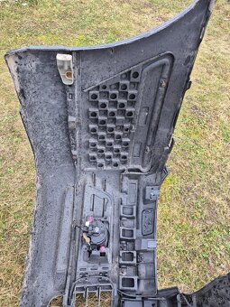 Predny naraznik Citroen C5 II - 8