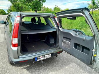 Predám Hondu CR-V 2,2 103 kW - 8