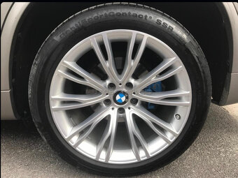 Predám Alu disky+pneu BMW X5,X6 r20 - 8