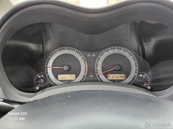 Toyota Auris 1.6 I Valvematic - 8