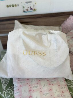 Originál Guess  kožená kabelka - 8