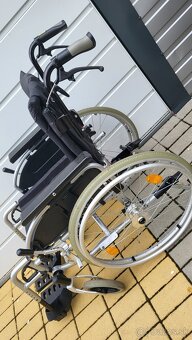 invalidny vozík 41cm pridavne brzdy pre asistenta barle AL - 8
