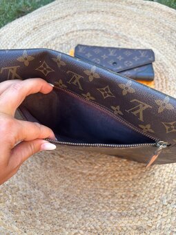 Louis Vuitton - obal na notebook - 8