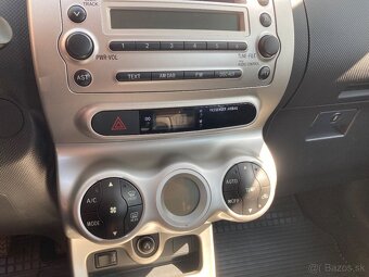 TOYOTA URBAN CRUISER 1.4 D4D 4X4 NAJ.131000 KM - 8