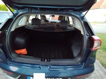 Kia Niro hybrid - 8