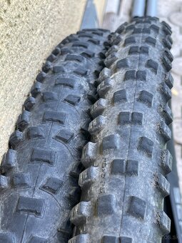 Plášte / Gumy 2x SCHWALBE 26x2.25 a 2x MAXXIS 29x2.4 - 8