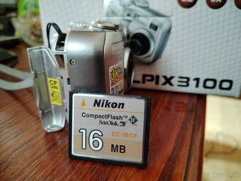 Nikon Coolpix 3100 - 8