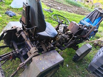 Malotraktor 4x4 - 8