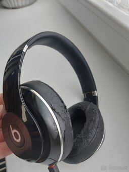 Beats by Dr. Dre Studio Wireless - 8