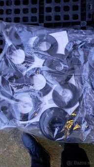 Predám novú akumulačnú nádrž SWISSTEQ 1000L - 8