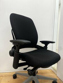 Kancelárska stolička Steelcase Leap V2 Grey - 8