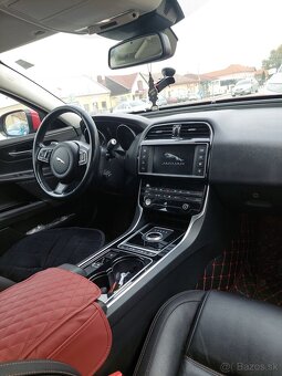 Jaguar Xe 2016 - 8
