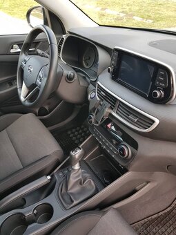 Hyundai Tucson - 8