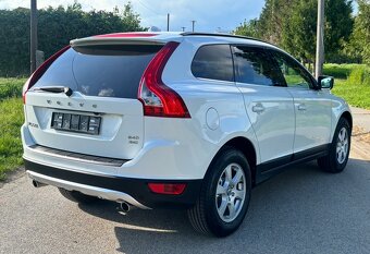 VOLVO XC60 2.4 D3 AWD AT SUMMUM PLUS - 8