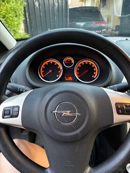 Opel Corsa 1.0 r.v 2007 - 8