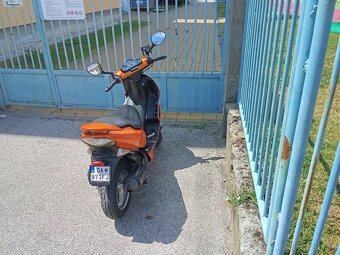 Skúter Peugeot 100 cm - 8