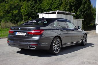 BMW Rad 7 730d 2017 - 8