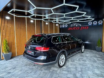 Volkswagen Passat Alltrack 2.0 TDI 4MOTION DSG - 8