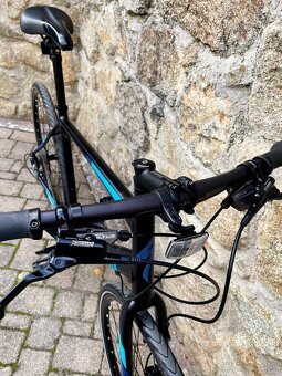 Specialized Sirrus 28” L - 8
